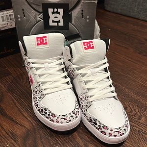 DC Shoes Cure High Top 👟 BNIB